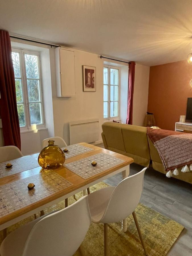 Comme Un Air De Provence A Blois Apartment Ngoại thất bức ảnh