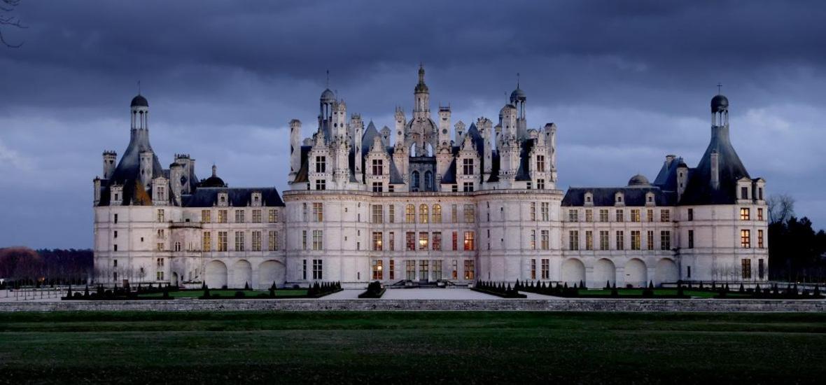 Comme Un Air De Provence A Blois Apartment Ngoại thất bức ảnh